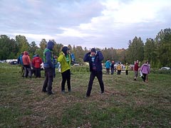 Холодно так, что хочется надеть капюшоны