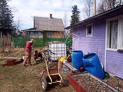 Фиолетовый домик