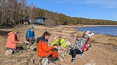 Перекус на берегу Финского залива Перекус на берегу Финского залива