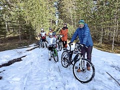 Группа на подъездах к форту Ино Группа на подъездах к форту Ино