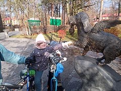 Памятник собаке Трезору