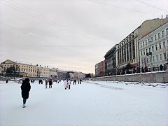 Река Фонтанка у Шереметевского дворца Река Фонтанка у Шереметевского дворца