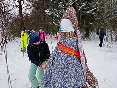 Подготовка масленичного чучела Подготовка масленичного чучела