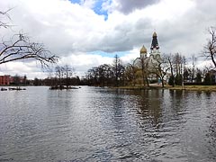 Церковь апостолов Петра и&nbsp;Павла